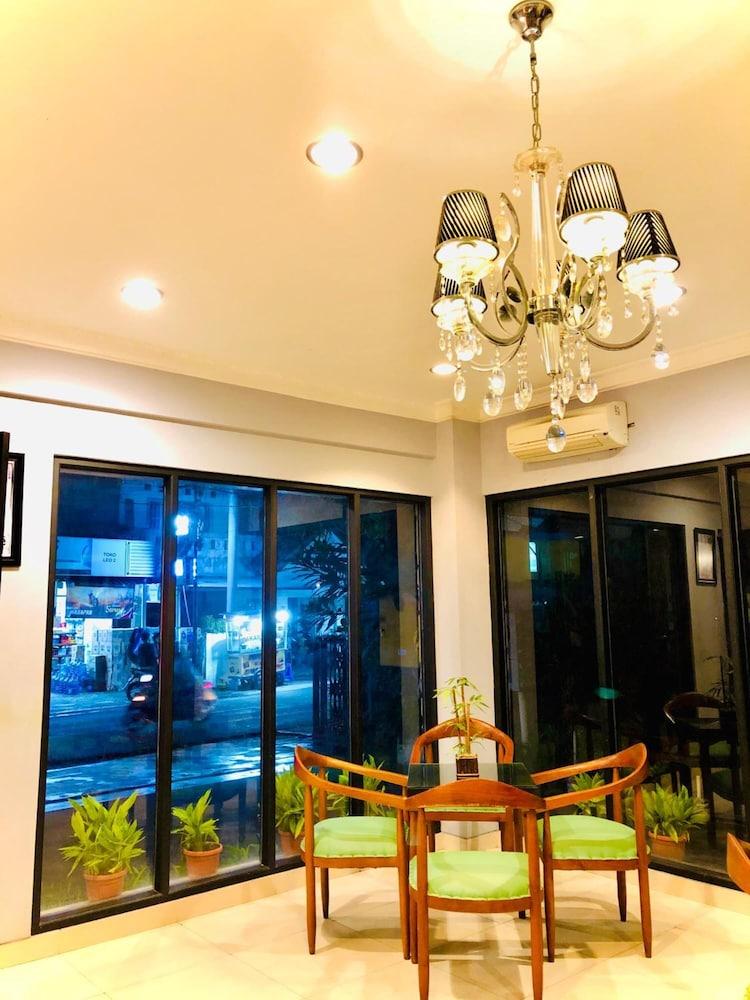 Votel Viure Hotel Jogjakarta Maguwo Ngoại thất bức ảnh