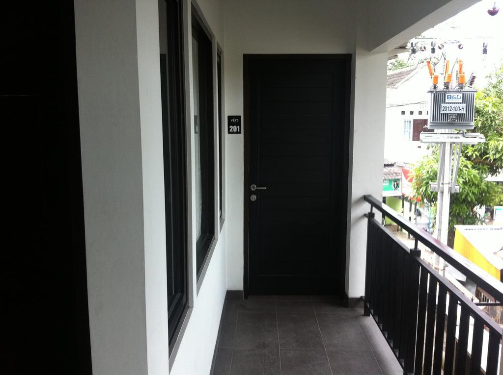Votel Viure Hotel Jogjakarta Maguwo Ngoại thất bức ảnh
